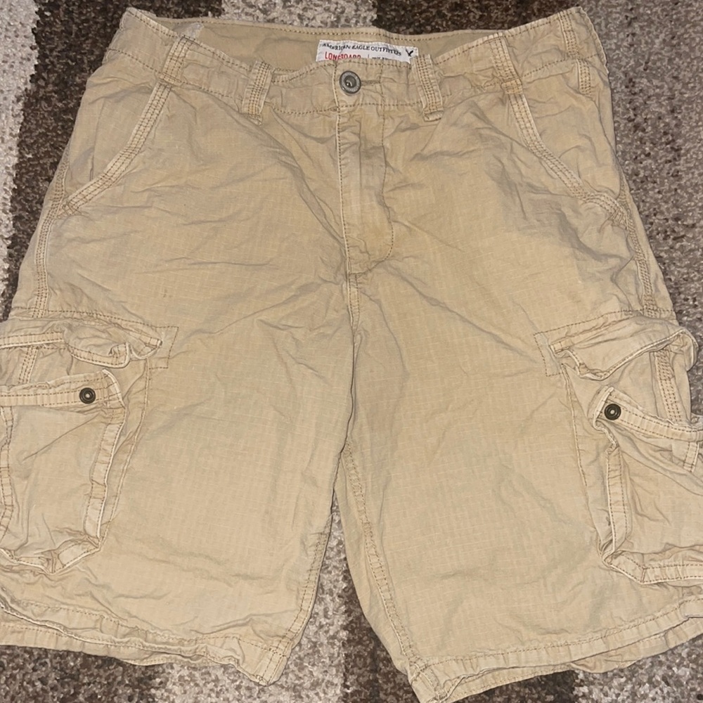 American Eagle cargo Shorts
